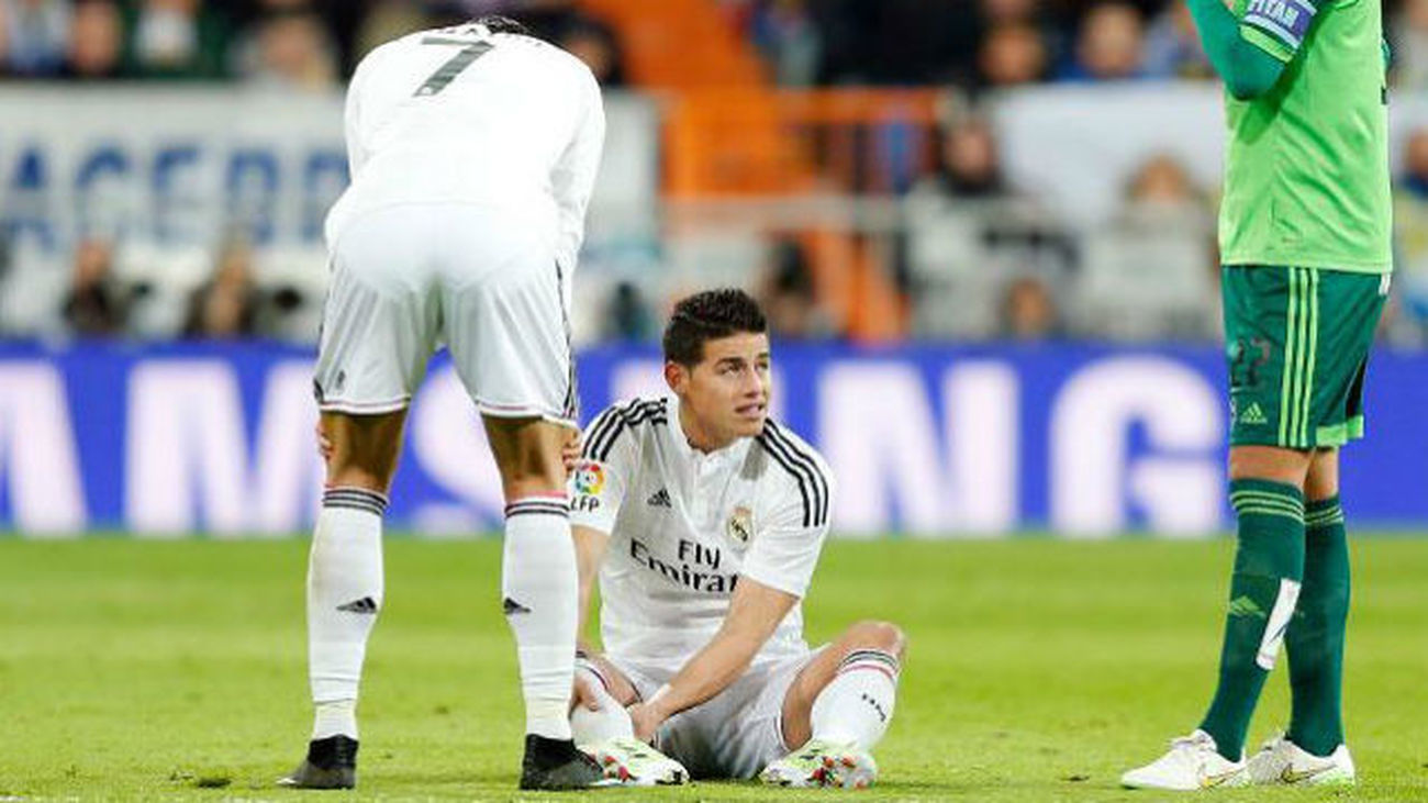 James, dos semanas de baja, dice casi adiós al Mundialito