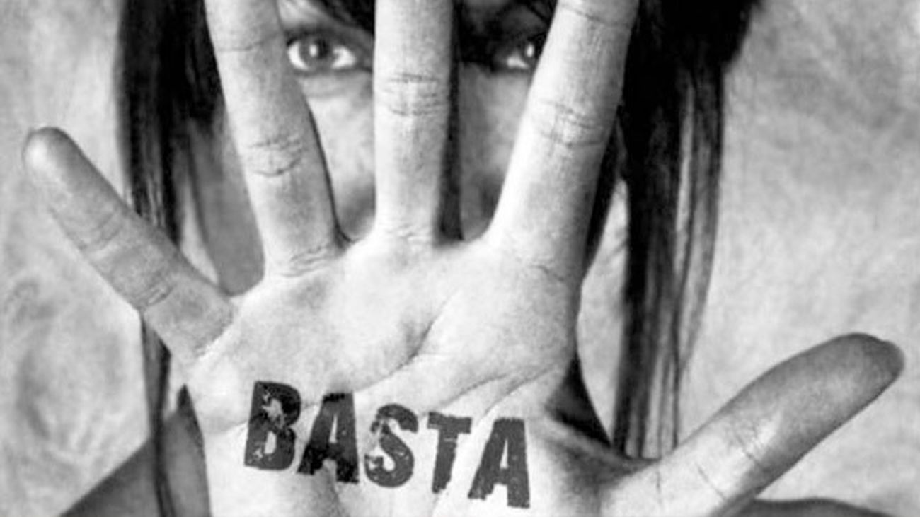 Un hombre mata a su pareja a disparos y se suicida en Paterna