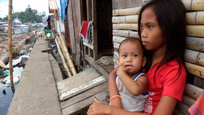 Al menos 21 muertos en Filipinas por el paso del Hagupit, según Cruz Roja