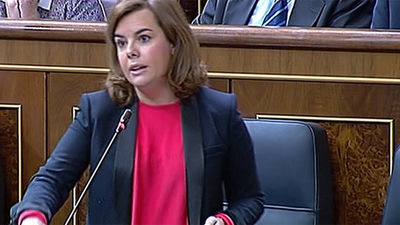 Santamaría defiende las medidas contra el paro juvenil, que está cayendo a un ritmo del 7,8%