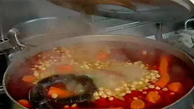 Especialidad de la casa: cocido... caribeño