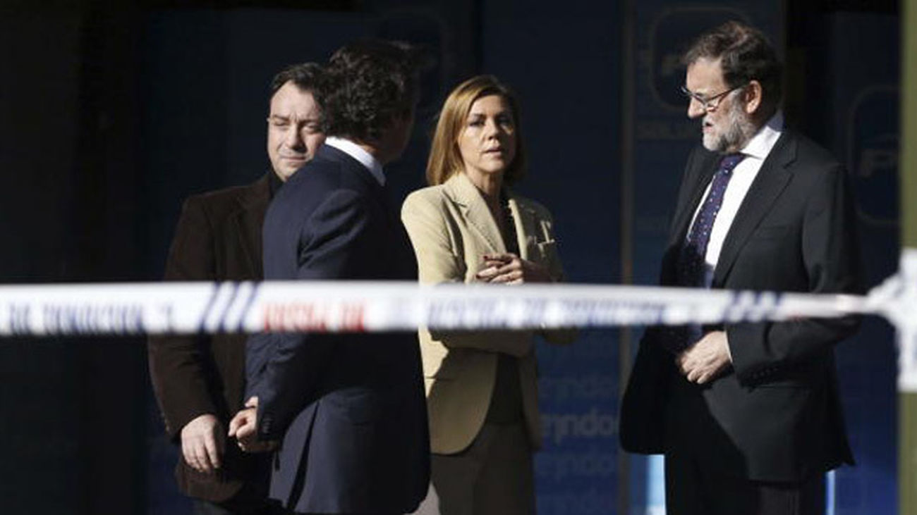 Un detenido por estrellar su coche contra la sede del PP