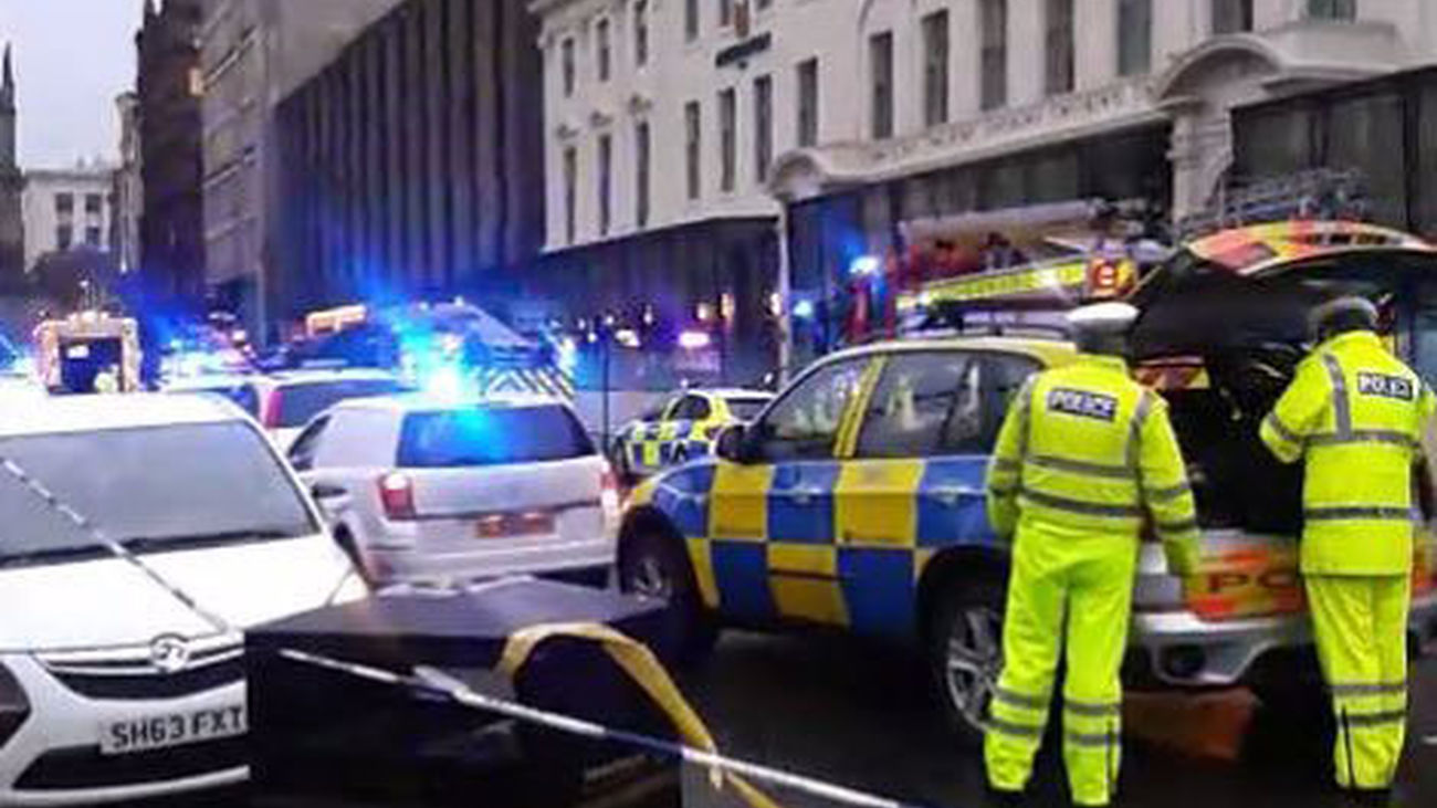Varios muertos al arrollar un camión a los viandantes en el centro de Glasgow