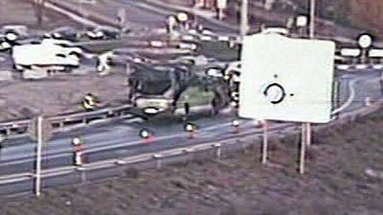 El autobús incendiado