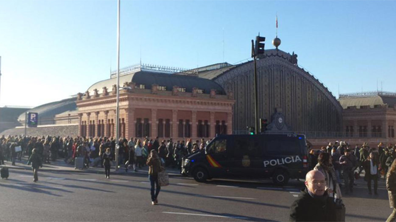 Detenido un hombre que ha amenazado con suicidarse con explosivos en el tren