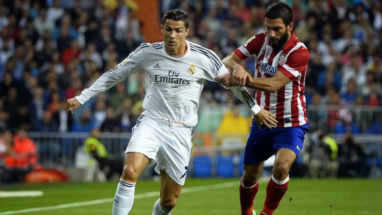El Atlético y Torres desafían al Real Madrid en un derbi imponente