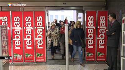 Arrancan las rebajas con la creación de 10.750 contratos en Madrid, según Adecco