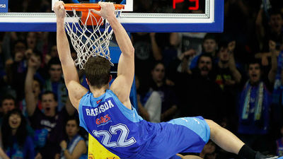 58-55. Estudiantes gana in extremis al Andorra