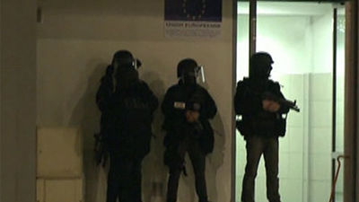 Los dos sospechosos del atentado, vistos en un coche al noreste de París