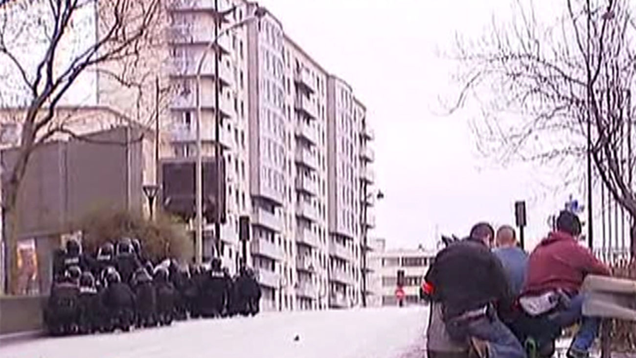 Al menos 5 muertos en el secuestro del supermercado judío de París