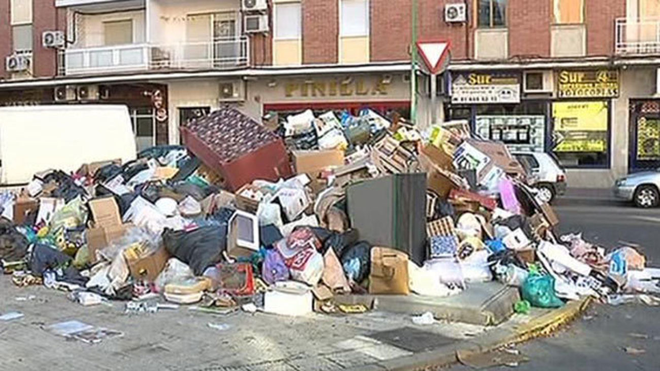 Preacuerdo entre el Ayuntamiento de Parla y UTE para terminar la huelga de basura