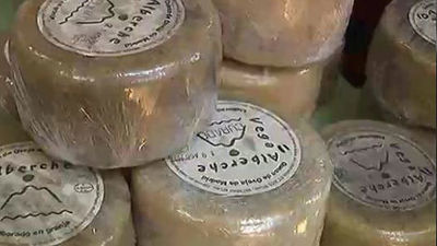 El Día del Mercado presenta la Gin Bear, la primera ginebra producida en la región