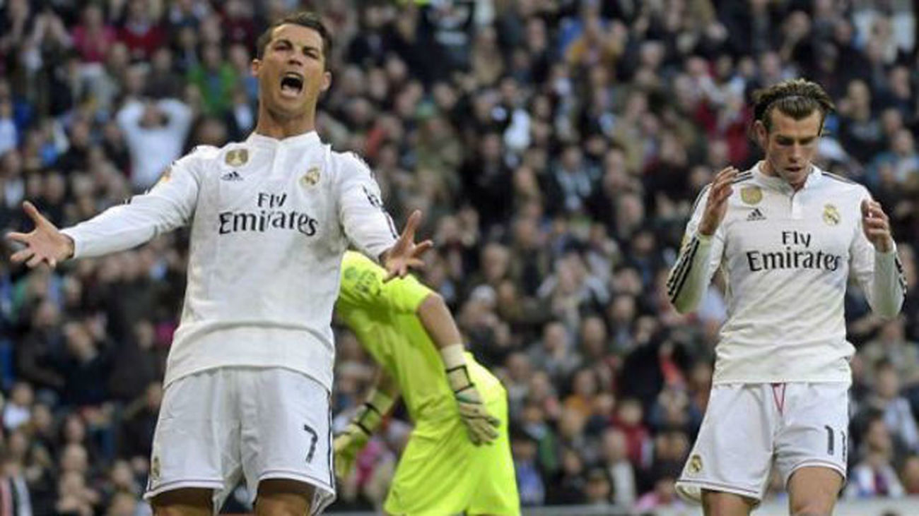 Enfado de Cristiano con Bale y pitos del Bernabéu al galés