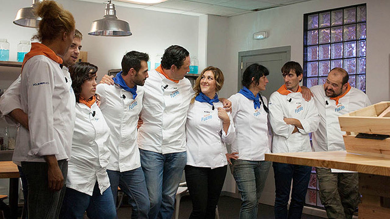 Los concursantes de Abran Fuego, en un momento del programa