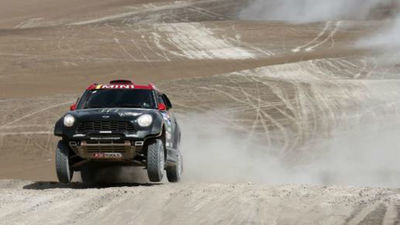 Dakar: Nani Roma gana la etapa y Marc Coma sigue líder en motos