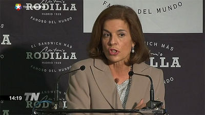 Botella visita la nueva fábrica de Rodilla que cumple 75 años