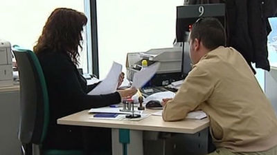 Los parados de larga duración podrán solicitar desde hoy su prestación