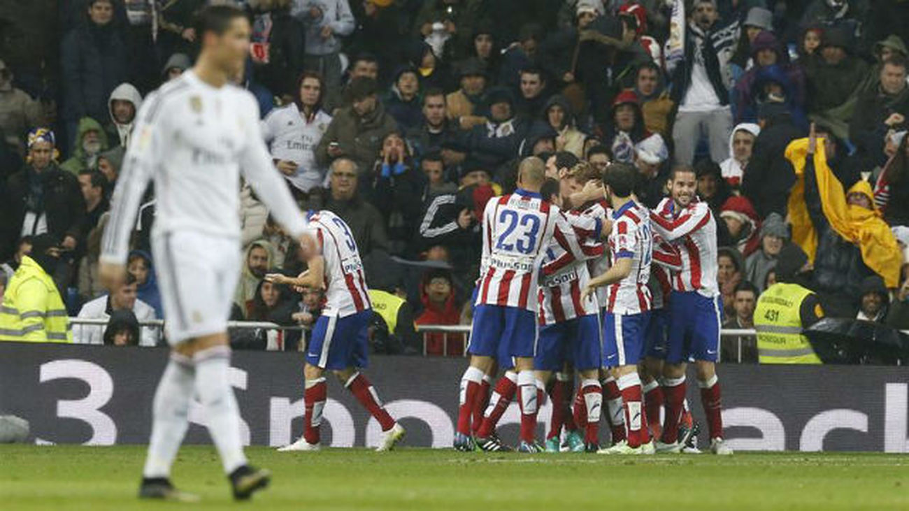 2-2. La noche soñada de Torres fulmina al campeón