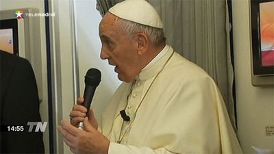 El Papa dice que "no se puede provocar" y "no se puede ofender" la religión