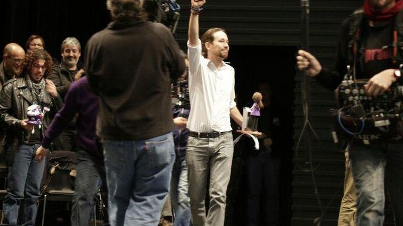 Pablo Iglesias emplaza a Rajoy a convocar "ya" elecciones generales