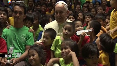 El Papa denuncia que los Gobiernos corruptos roban a los pobres