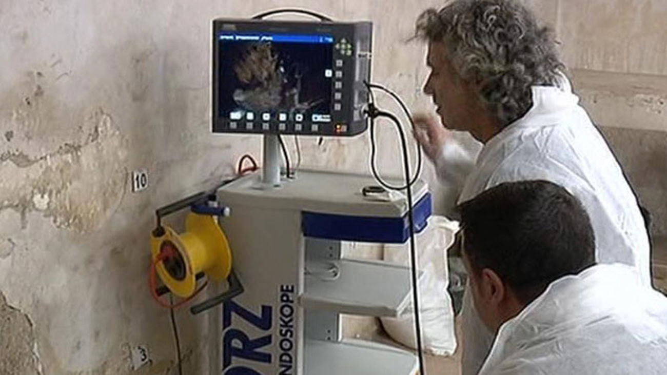 Comienzan a extraerse restos óseos de la cripta donde se busca a Cervantes