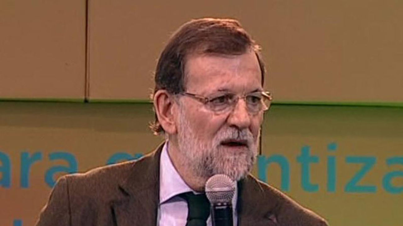 Rajoy lanza un alegato a favor del sistema político frente a críticas de Podemos
