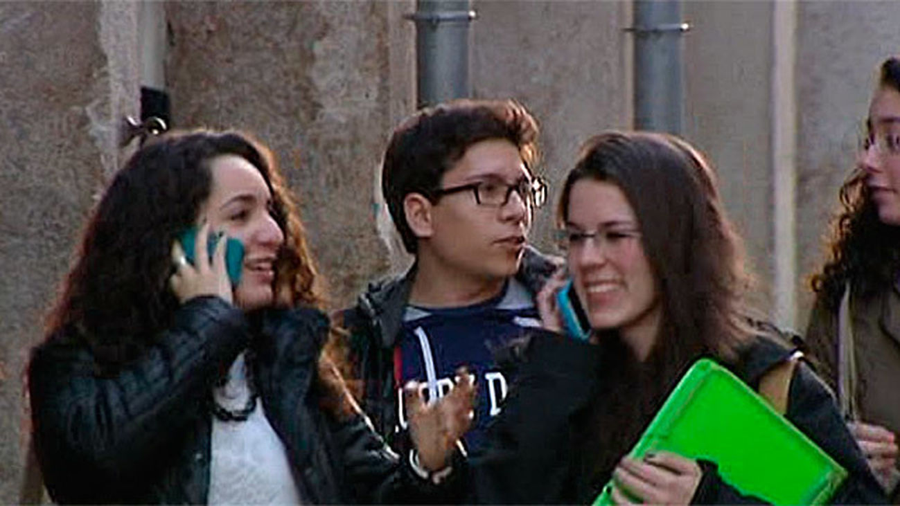 Los móviles, foco de bacterias