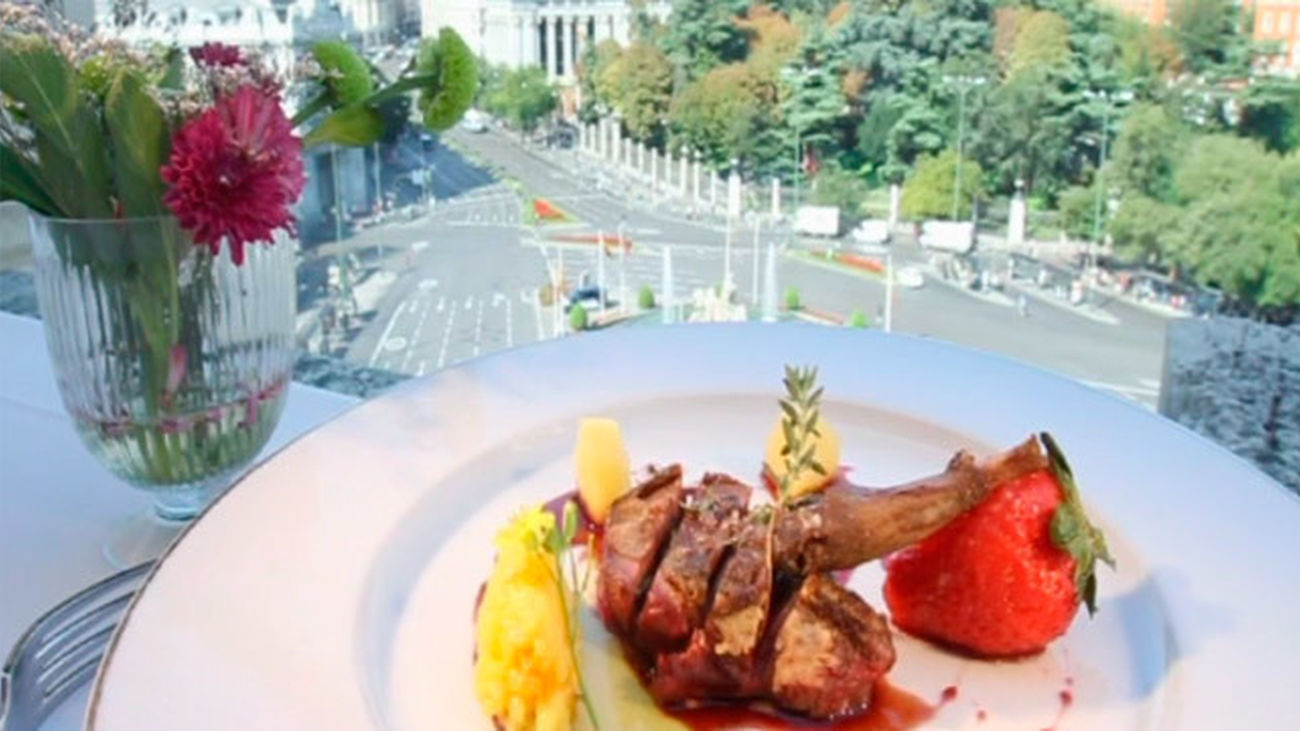 La clase magistral del chef Víctor Muñoz en el restaurante Palacio de Cibeles