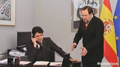 Tele José María Aznar aparece por sorpresa en el despacho de Rajoy, en pleno Palacio de la Moncloa