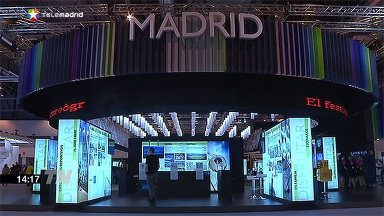 González y Botella celebran el Día de la Comunidad de Madrid en Fitur