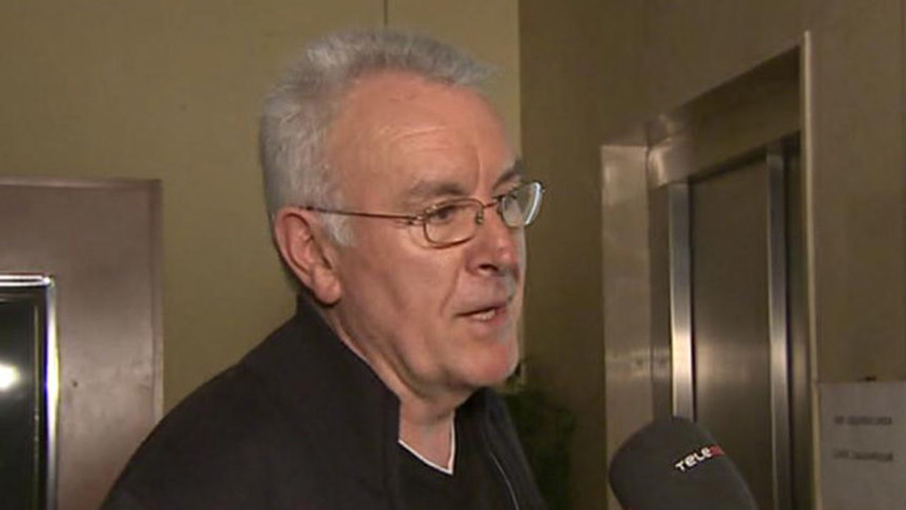 Cayo Lara dice que Monedero "tiene que dar muchas explicaciones"