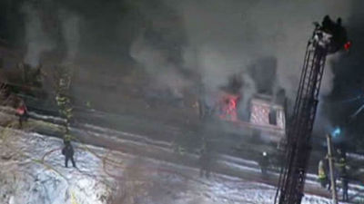 Siete muertos al chocar un tren suburbano con un vehículo en Nueva York