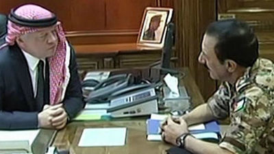 Jordania promete un castigo severo a los yihadistas tras el asesinato del piloto