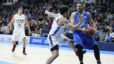 90-79. Estudiantes vence al Murcia y sigue creciendo