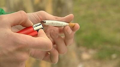 Las mujeres evitan pedir ayuda para sus adicciones por sentimiento de culpa