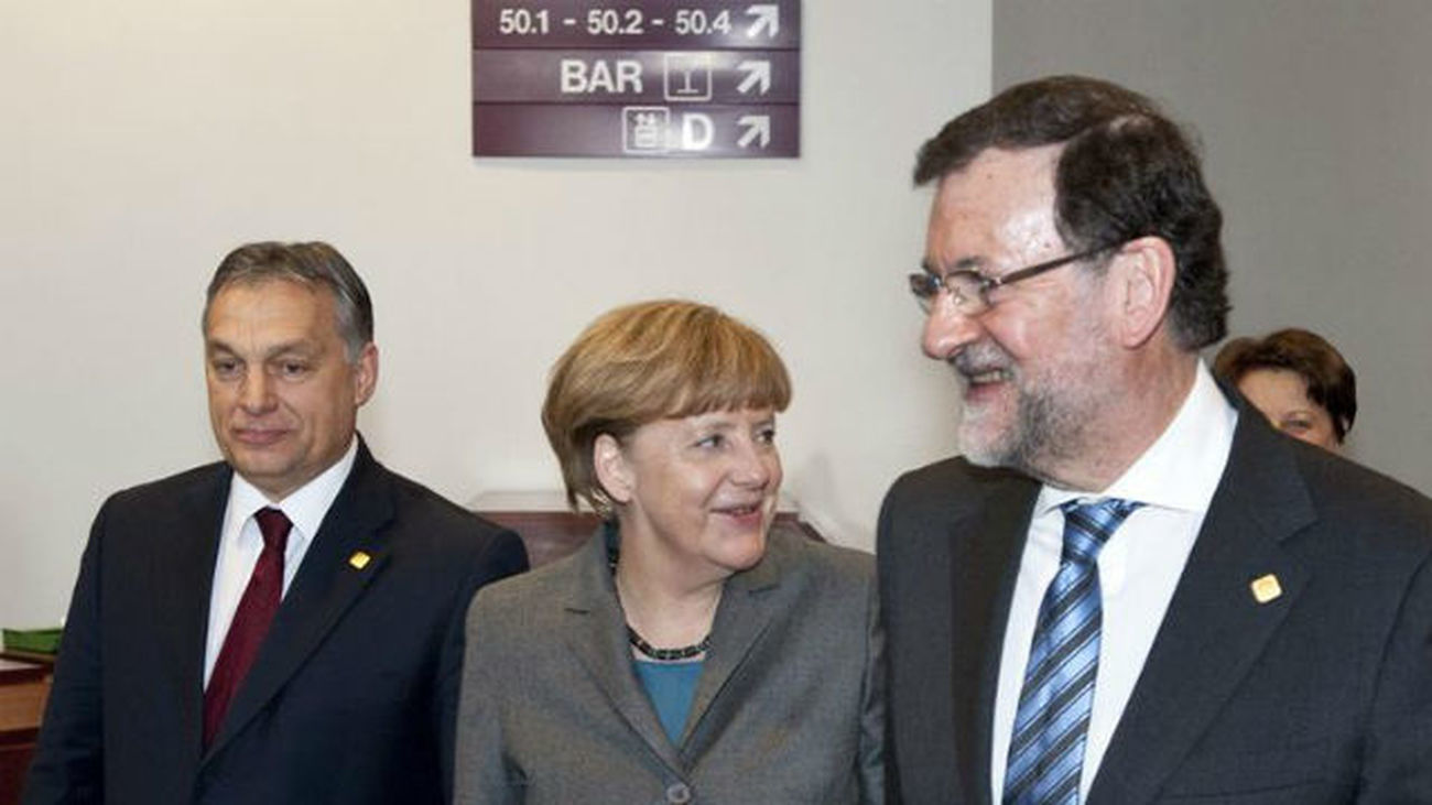 La UE y Tsipras rompen el hielo y sientan las bases para retomar las negociaciones