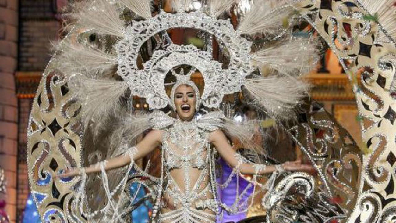 Aránzazu Estévez ya es reina de los carnavales de Gran Canarias