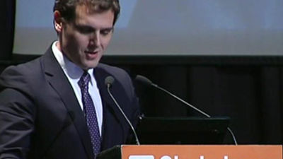 Rivera: "Los imputados no pueden estar sentados en un escaño"