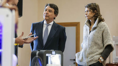 González anuncia que los institutos tendrán impresoras 3D y kits de robótica