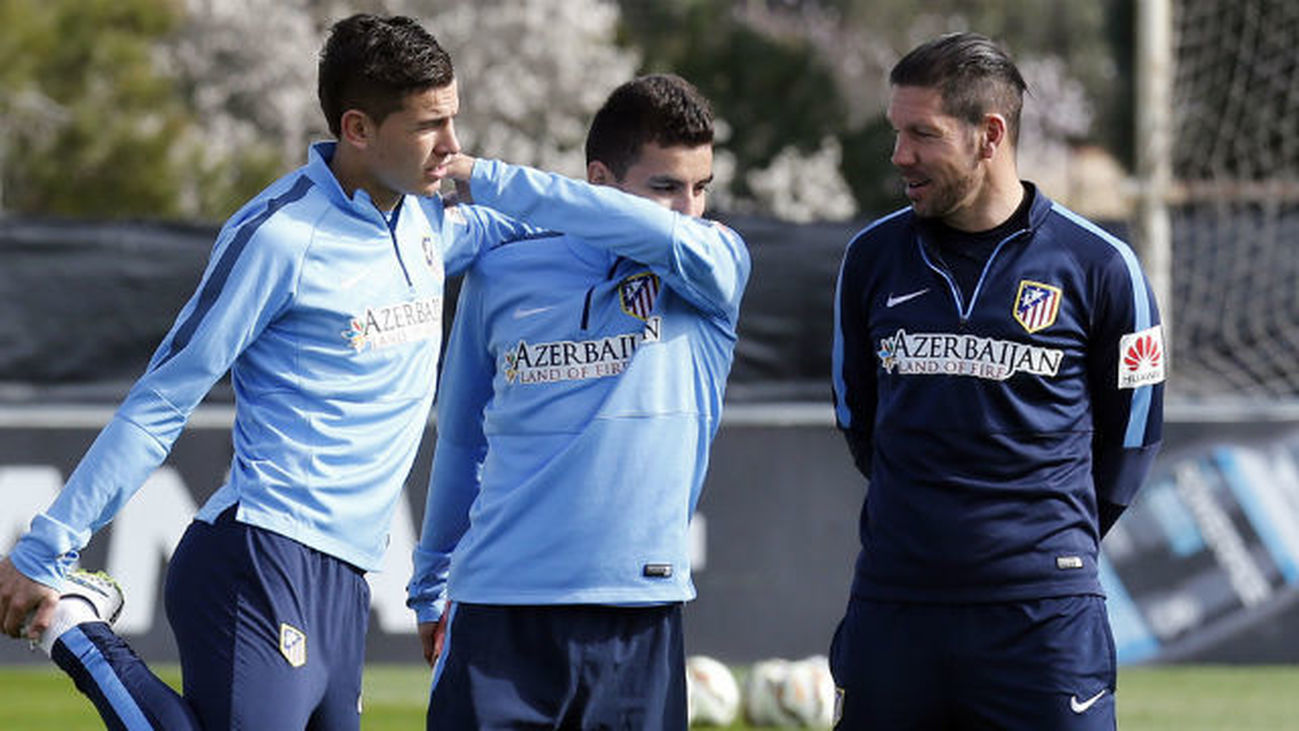 El Atlético ya mira al Valencia pendiente de Giménez y Siqueira
