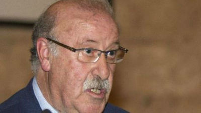Del Bosque reconoce que le "apetecería seguir" pero que "es sano" que no siga