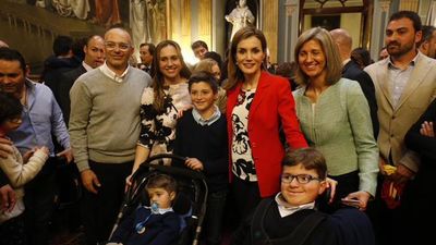 La Reina se pone en la piel de las familias con enfermedades raras sin diagnóstico