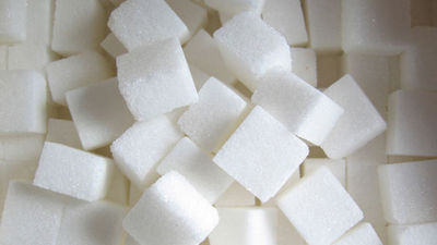 La OMS recomienda rebajar el nivel de azúcar a menos del 10% de las caloría