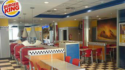 Burger King anuncia un ERTE para sus 14.000 trabajadores y cesa el reparto a domicilio por el coronavirus