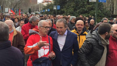 Carmona denuncia que España ha perdido 30.000 puestos profesionales sanitarios