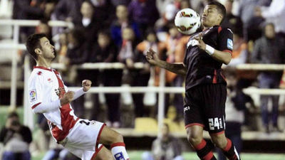 3-1. Bueno acude al rescate del Rayo y hunde al Granada