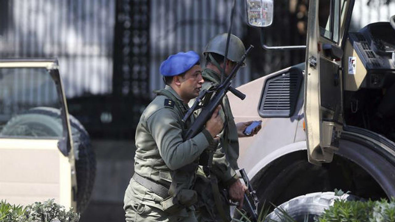 Matan a 9 terroristas del grupo que atacó el museo de Túnez
