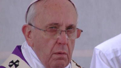 El Papa denuncia en Nápoles que cerrar la puerta a los  inmigrantes es "corrupción"