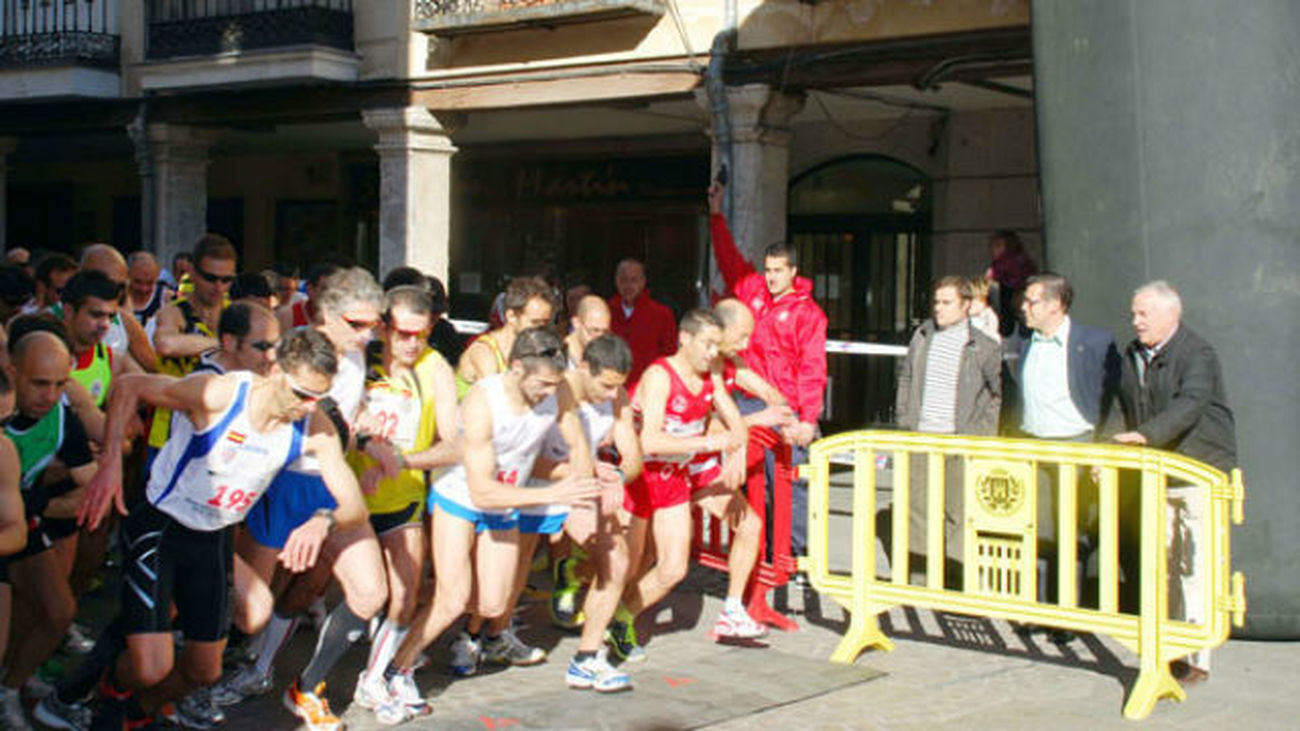Unas 1.200 personas corren este domingo en la V Media Maratón Cervantina